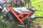 ARIQUEMES: Após reportagem no Bronca da Pesada, bicicleta localizada em Praça é devolvida ao proprietário
