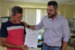 Servidor de carreira da Secretaria Municipal de Educação de Ariquemes recebe moção de elogio por seu desempenho funcional