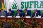 Com o presidente Jair Bolsonaro, governador Marcos Rocha participa de reunião na Suframa, em Manaus