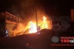ARIQUEMES: Residência de madeira é completamente destruída por incêndio no Setor 08