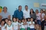 Prefeitura entrega parquinho e condicionadores de ar na Escola Jorge Teixeira e CMEI Balão Mágico