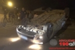 ARIQUEMES: Carro capota em grave acidente no Parque das Gemas