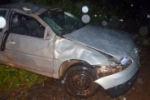 Jaru: Gol com tr&ecirc;s ocupantes capota na BR 364 pr&oacute;ximo ao Posto da PRF