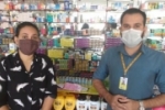 ARIQUEMES: Parceria entre Prefeitura e Drogaria realiza troca de 1kg de alimento por &aacute;lcool em gel ou m&aacute;scara