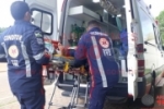ARIQUEMES: Moto derrapa em areia na via e passageira idosa fica ferida na Perimetral com Jamari