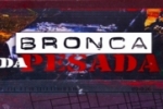 LIVE: Arma e simulacros s&atilde;o localizados em sua resid&ecirc;ncia &ndash; ESTAMOS NO AR! PROGRAMA BRONCA DA PESADA
