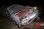 ARIQUEMES: Autom&oacute;vel fica enroscado em cerca &agrave; margem da RO&ndash;257 ap&oacute;s capotamento &ndash; V&iacute;tima glorificou a Deus por sair andando do carro