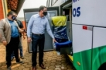 Mais de 30 &ocirc;nibus s&atilde;o entregues &agrave;s escolas estaduais para transporte e interc&acirc;mbio tur&iacute;stico em Rond&ocirc;nia