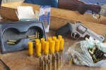 PRF apreende duas armas de fogo e uma motocicleta adulterada