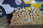 Casal de Rond&ocirc;nia e mulher do MT s&atilde;o presos com mais de 100 tijolos de maconha na Rondon