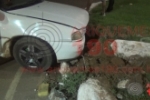 ARIQUEMES: Condutor e passageira ficam feridos  ap&oacute;s colis&atilde;o contra mureta da rotat&oacute;ria na Av. Machadinho