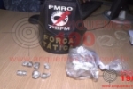 ARIQUEMES: For&ccedil;a T&aacute;tica 01 e 02 prende infrator e apreende droga na BR&ndash;421