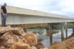 Adelino Follador acompanha obra das cabeceiras da ponte na BR&ndash;421 e processo da ponte da RO&ndash;459
