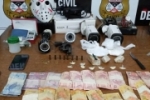 Pol&iacute;cia Civil fecha boca de fumo e prende homem com rev&oacute;lver, Coca&iacute;na e drone (usado para monitorar a&ccedil;&otilde;es policiais)