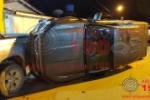 ARIQUEMES: Caminhonete tomba ap&oacute;s colis&atilde;o com 7 ve&iacute;culos na Av. Rio Negro