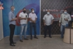 Chico Pinheiro, Tiago Viola, Ricardo Medeiros e Loro da Sucam parabenizam Alex Redano pela intermedia&ccedil;&atilde;o evitando que UTIs de hospitais particulares n&atilde;o atendam pelo SUS &ndash; V&iacute;deo