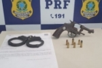 Em Ariquemes, PRF apreende um rev&oacute;lver da marca Forja Taurus, calibre .32.