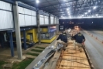 Em aproximadamente 10 minutos, PRF identifica mais de 100 m³ de madeira sendo transportada de maneira irregular, na cidade de Ariquemes &ndash; V&iacute;deo