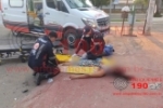 ARIQUEMES: SAMU socorre v&iacute;timas de acidente de tr&acirc;nsito entre motocicleta e carro na Av. Tancredo Neves