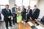 Presidente Alex Redano e deputados recebem presidente da Unale, Ivana Bastos