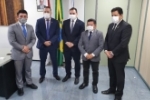 Deputados Alex Redano e Jair Montes compartilham experi&ecirc;ncia de investiga&ccedil;&atilde;o com a CPI da Amazonas Energia
