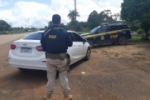 Em Porto Velho/RO, PRF recupera um carro e uma motocicleta