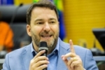 Presidente Alex Redano refor&ccedil;a que legislativo forte &eacute; primordial para construir uma sociedade melhor