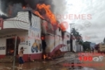 ARIQUEMES: Inc&ecirc;ndio de grandes propor&ccedil;&otilde;es destr&oacute;i tr&ecirc;s empresas na Av. Cana&atilde; &ndash; V&Iacute;DEO