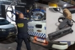 Dupla é presa com arma e diz seria usada para matar desafetos na zona leste