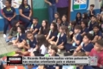 Dr Ricardo Rodrigues realiza v&aacute;rias palestras nas escolas orientando pais e alunos
