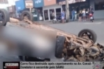 Carro fica destru&iacute;do ap&oacute;s capotamento na Av Cana&atilde; Condutor &eacute; socorrido pelo SAMU