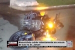 Motociclista colide violentamente em ve&iacute;culo de luxo na Av. Jamari &ndash; V&Iacute;DEO