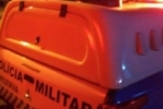 TREZE PESSOAS SÃO ROUBADAS: Assaltantes roubaram arma, Hilux, várias roupas, e celulares em uma fábrica