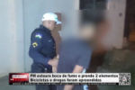 PM estoura boca de fumo e prende 2 elementos &ndash; Bicicletas e drogas foram apreendidas &ndash; V&iacute;deo