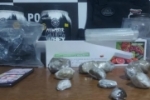 Denarc prende traficante que despachou um quilo de haxixe em transportadora