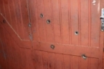 Homem tem casa alvejada com pelo menos 10 tiros na zona leste da capital