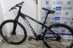 POL&Iacute;CIA MILITAR PRENDE HOMEM POR RECEPTA&Ccedil;&Atilde;O DE BICICLETA