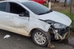 Motorista de HB20 avan&ccedil;a preferencial e causa grave acidente com casal e motoboy
