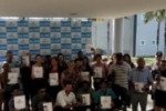 Prefeitura de Ariquemes faz a entrega de 69 matr&iacute;culas individualizadas de terrenos por meio do Programa Ariquemes Legal.