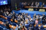 Fim da reeleição e mandato de 5 anos entram em debate no Senado