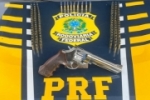 Em Vilhena/RO, PRF apreende arma de fogo