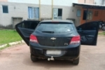 Carro roubado em loja de ca&ccedil;a e pesca &eacute; encontrado no Morar Melhor