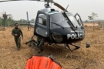 For&ccedil;a&ndash;tarefa usa helic&oacute;ptero com equipamento especial para apagar inc&ecirc;ndios no Parque Estadual Guajar&aacute;&ndash;Mirim