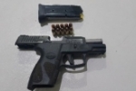 Pol&iacute;cia Militar prende homem por posse ilegal de arma de fogo