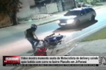 Vídeo mostra momento exato de Motociclista de delivery caindo após batida com carro no bairro Planalto em Ji–Paraná – Vídeo