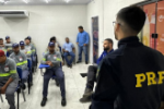 PRF em Rondônia promove ação educativa em alusão ao dia do Caminhoneiro em Ariquemes