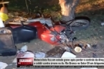 Motociclista fica em estado grave ap&oacute;s perder o controle da dire&ccedil;&atilde;o e colidir contra &aacute;rvore &ndash; V&Iacute;DEO