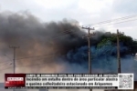 Inc&ecirc;ndio em entulho dentro de &aacute;rea particular alastra e queima colheitadeira estacionada em Ariquemes &ndash; CORPO DE BOMBEIROS EVITA QUE FOGO CHEGASSE AO DEP&Oacute;SITO