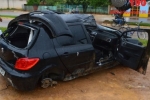 ARIQUEMES: Carro capota na Av. Tancredo Neves e deixa vítima presa às ferragens