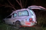 ARIQUEMES: Veículo colide em ambulância e motorista foge sem prestar socorro às vítimas